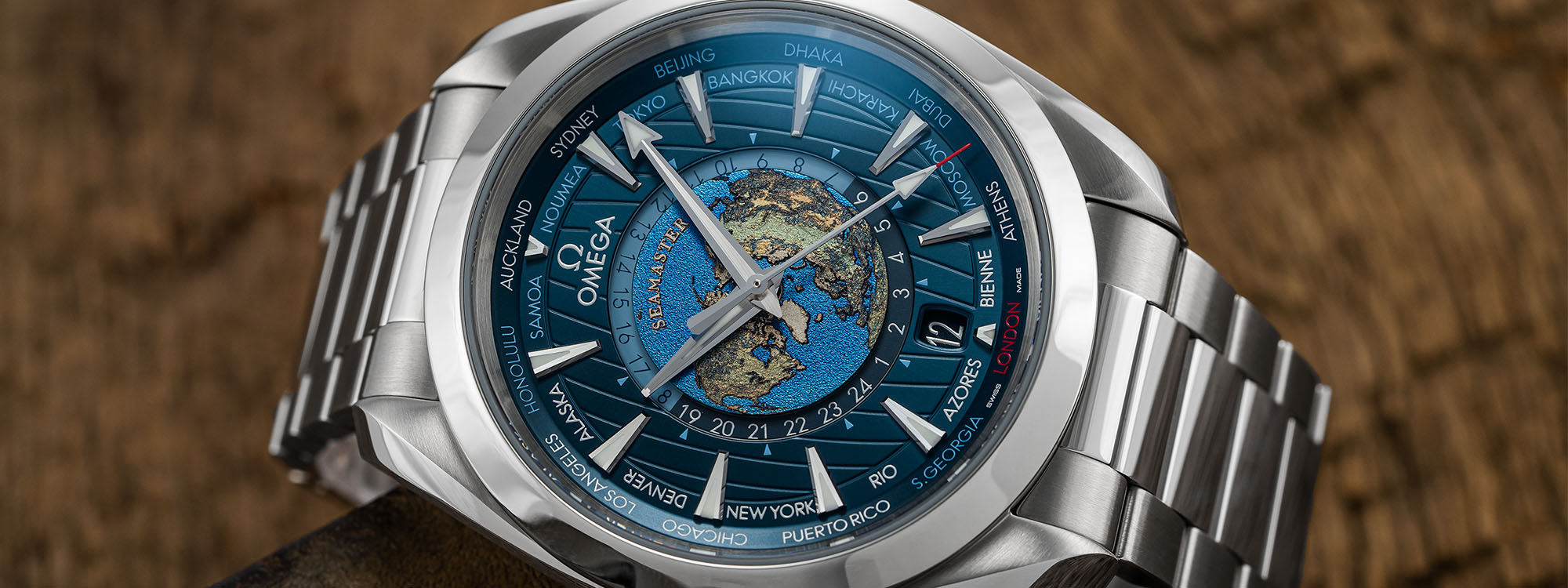 17 Best World Time Watches for Travelers in 2023